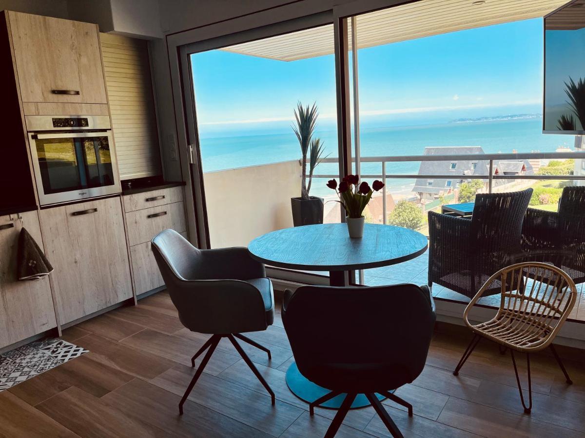 Studio, vue mer à 150m de la plage Trouville-sur-Mer Esterno foto